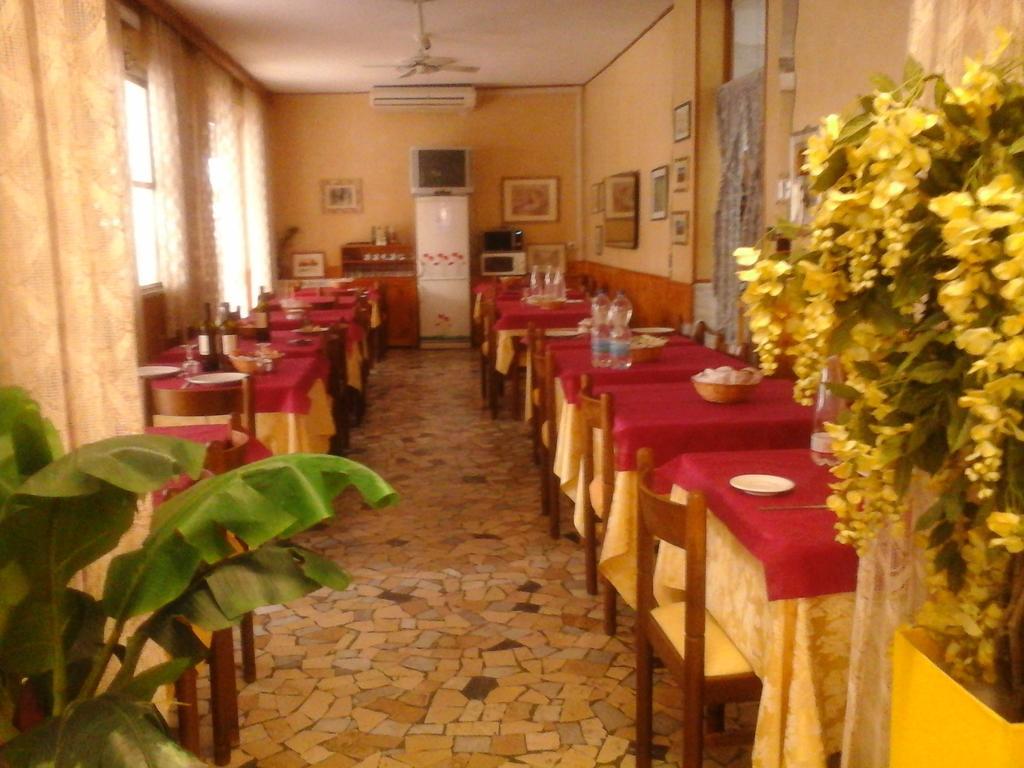 Villa Lavinia Rimini Exterior foto